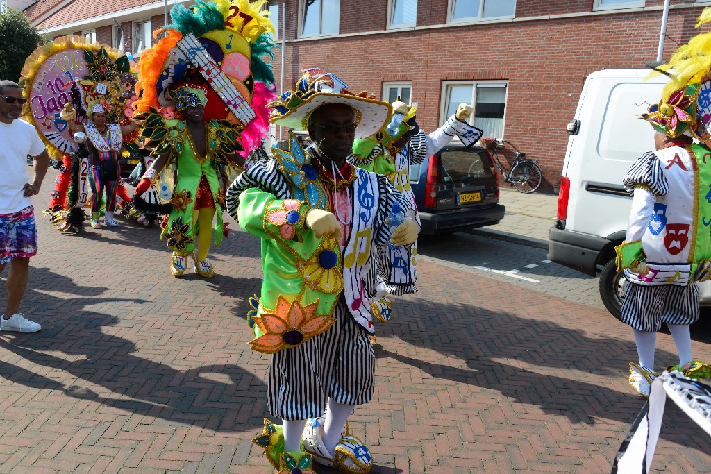 ../Images/Zomercarnaval Noordwijkerhout 2016 104.jpg